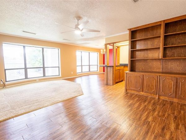 2525 NW 62nd Street, Unit 206, Oklahoma City, OK 73112