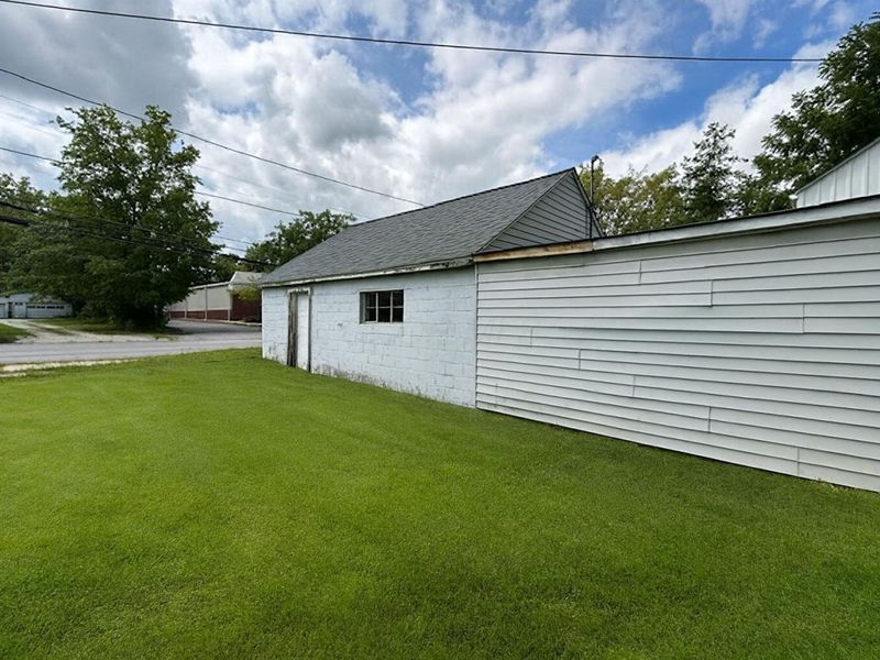 168 London Road, Delaware, OH 43015 Photo 4