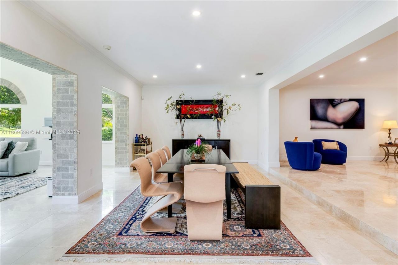 4001 Santa Maria St, Coral Gables, FL 33146 Photo