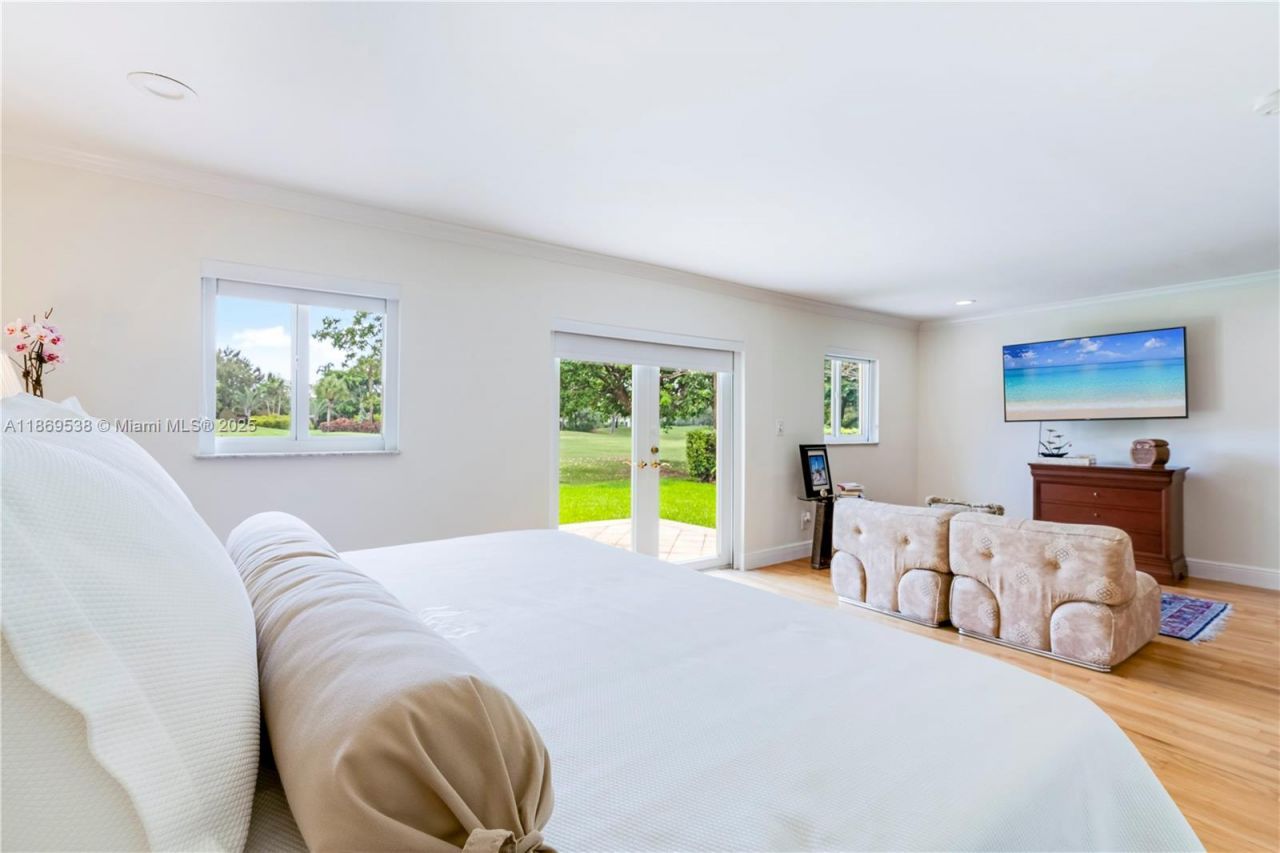 4001 Santa Maria St, Coral Gables, FL 33146 Photo