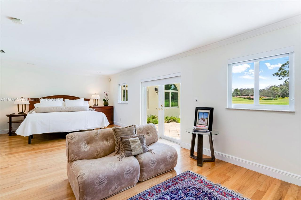 4001 Santa Maria St, Coral Gables, FL 33146 Photo