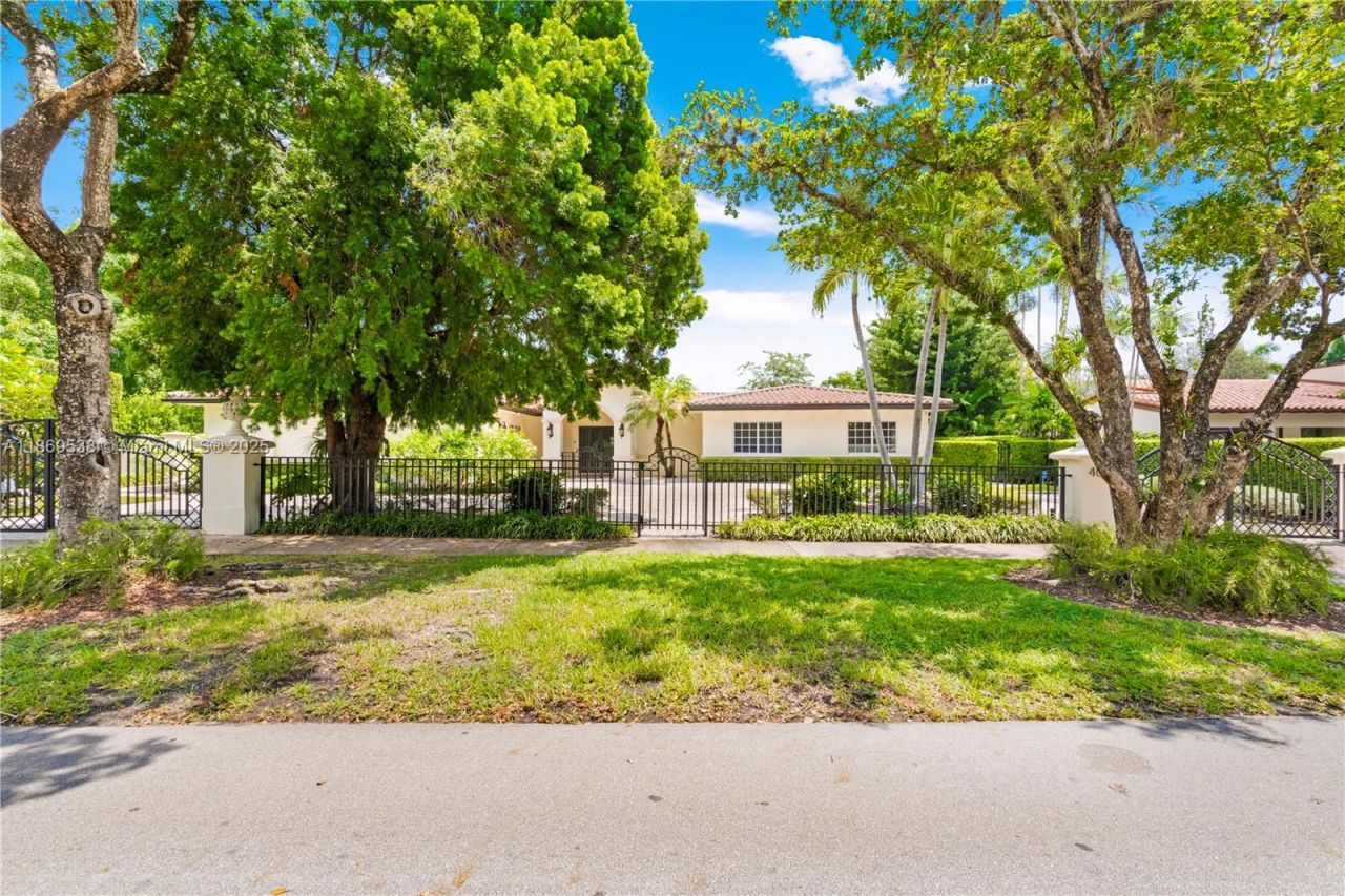 4001 Santa Maria St, Coral Gables, FL 33146 Photo