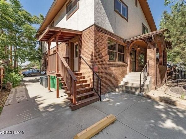 235 W Pueblo Street, Reno, NV 89509