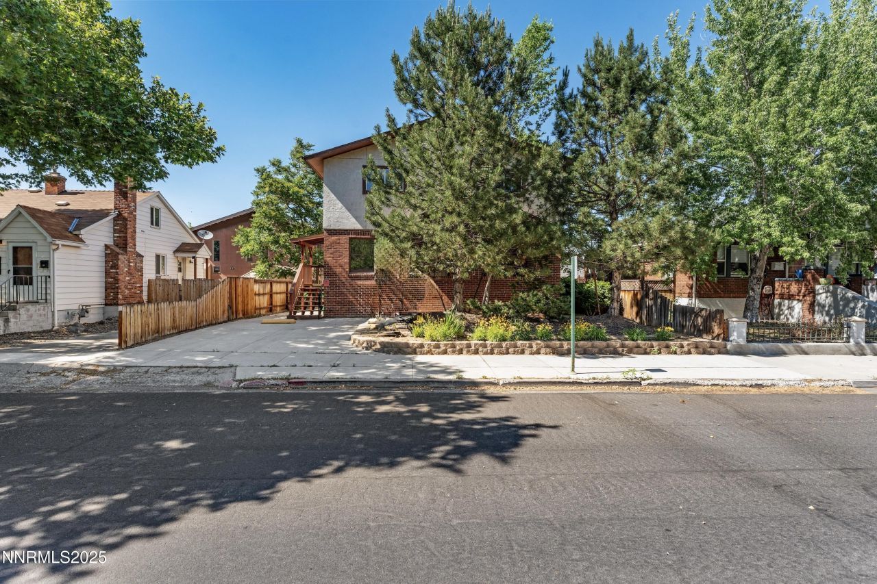 235 W Pueblo Street, Reno, NV 89509 Photo