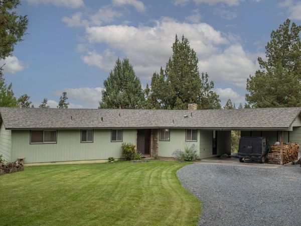 62370 Wallace Road, Bend, OR 97701