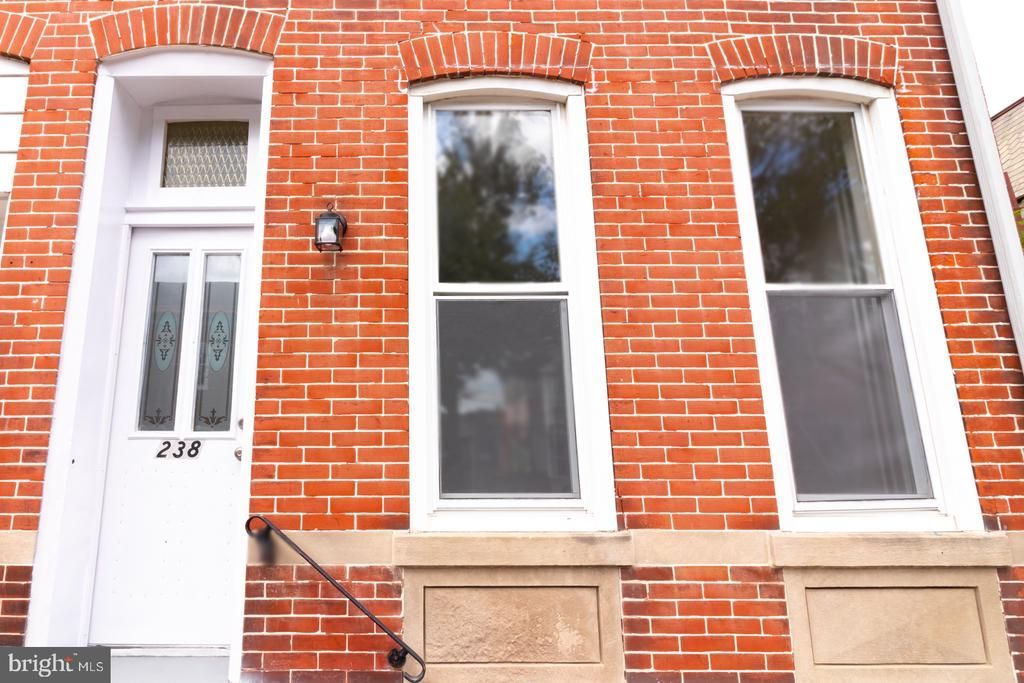 238 Bayard Street, Trenton, NJ 08611 Main Photo