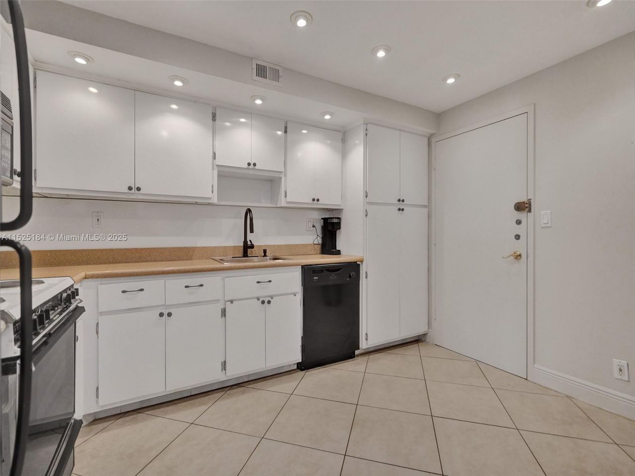 1600 S Ocean Dr, Unit 12E, Hollywood, FL 33019 Photo