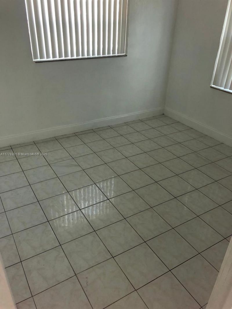 414 NW 15th Way, Fort Lauderdale, FL 33311 Photo