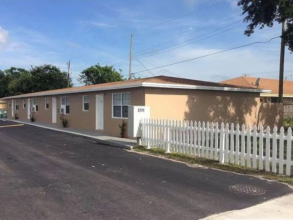 2721 Avenue Avenue S, Unit A1, Riviera Beach, FL 33404