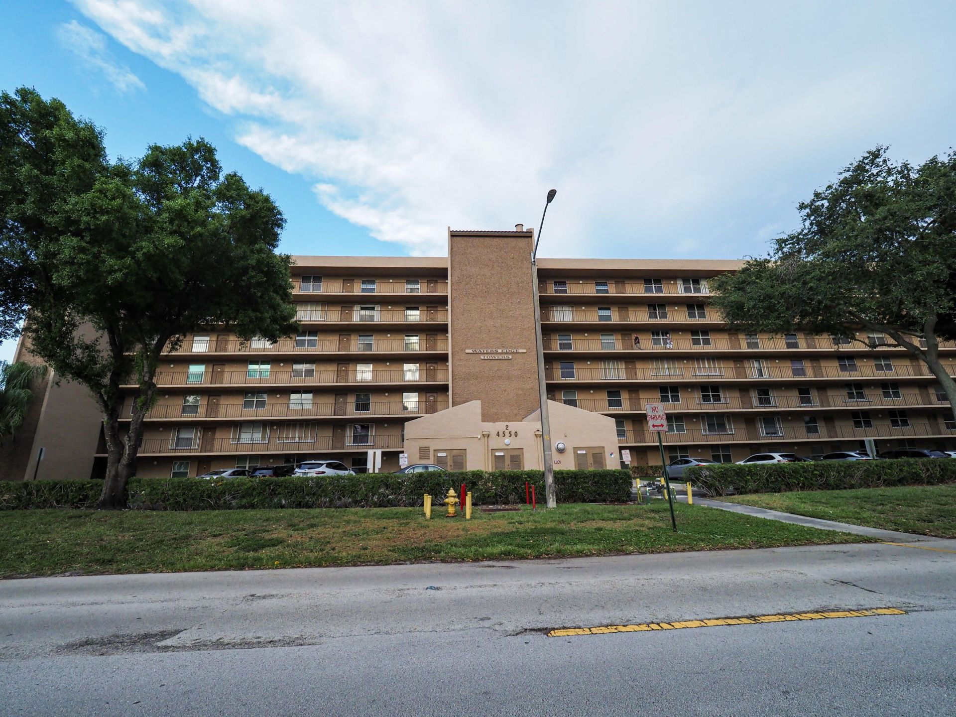 4550 NW 18 Avenue, Unit 405, Pompano Beach, FL 33064 Photo