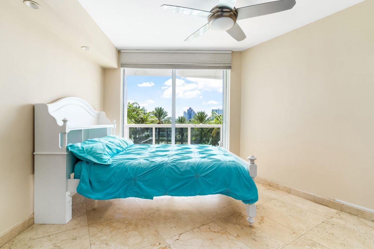 18911 Collins Avenue, Unit 506 On 5th, Sunny Isles Beach, FL 33160 Photo