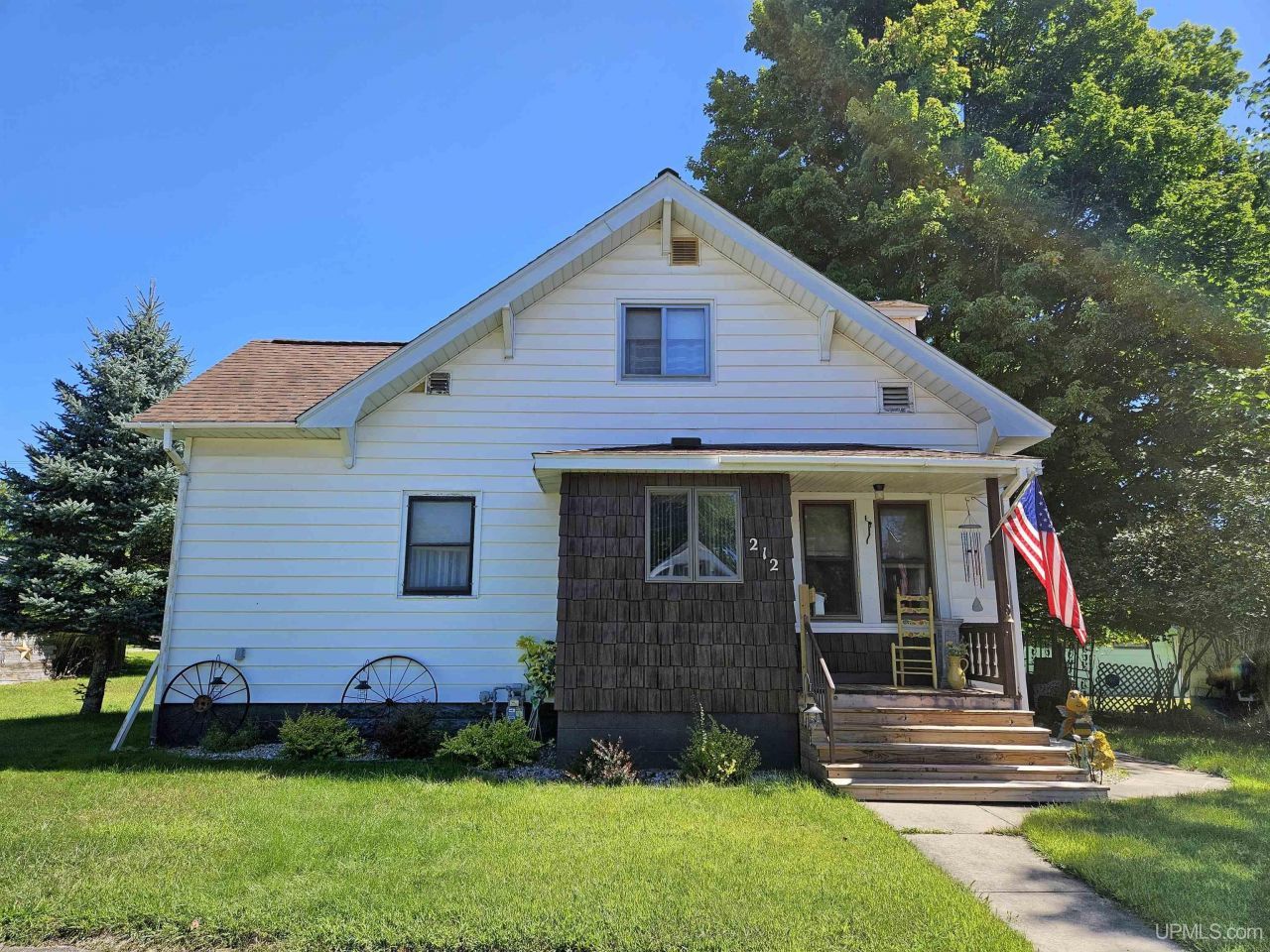 212 Wilson Avenue, Kingsford, MI 49802 Main Photo