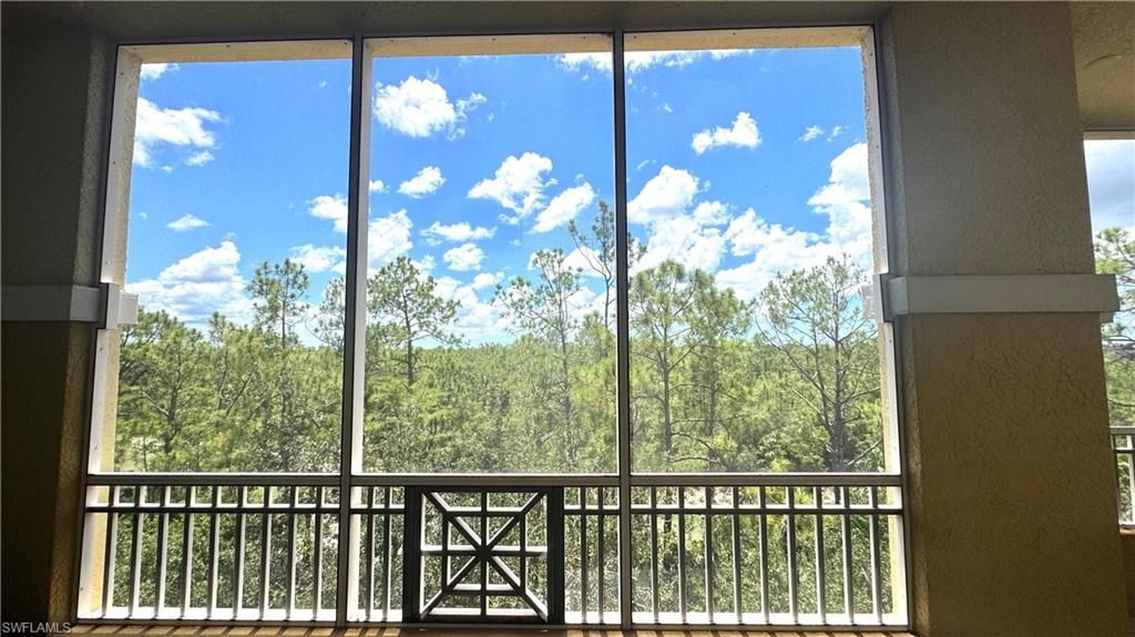 2738 Tiburon Blvd E, Unit B405, Naples, FL 34109 Photo