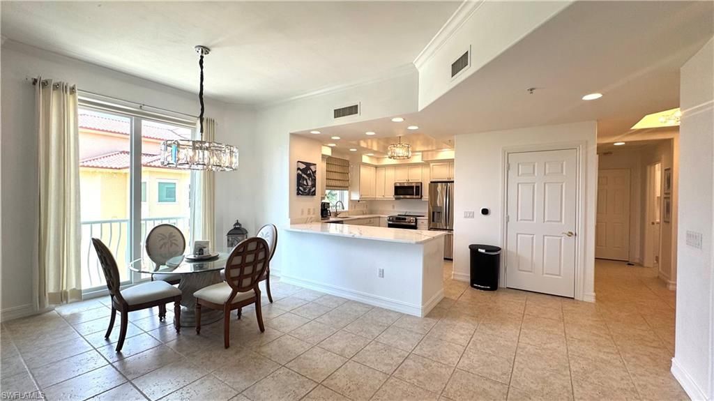 2738 Tiburon Blvd E, Unit B405, Naples, FL 34109 Photo