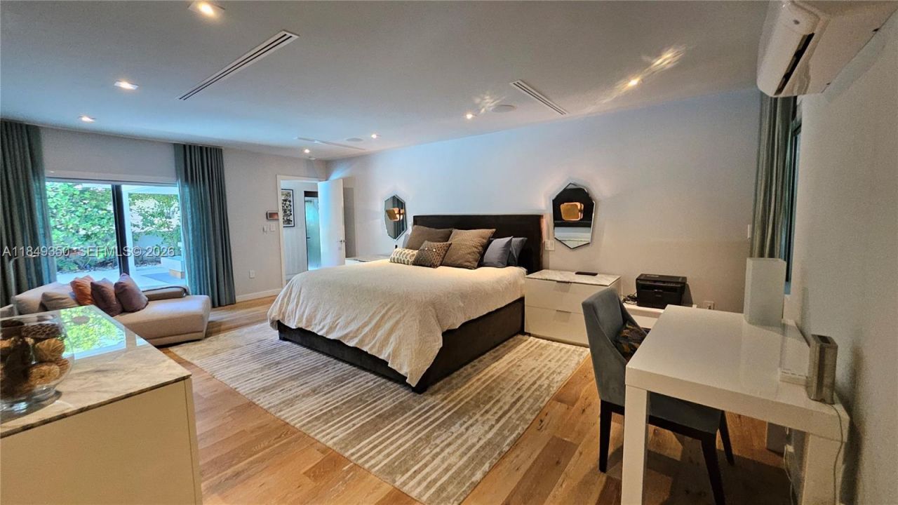 2152 Prairie Ave, Miami Beach, FL 33139 Photo