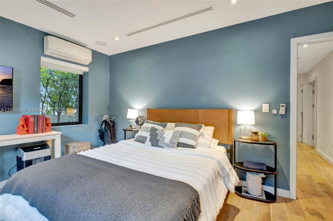 2152 Prairie Ave, Miami Beach, FL 33139 Photo