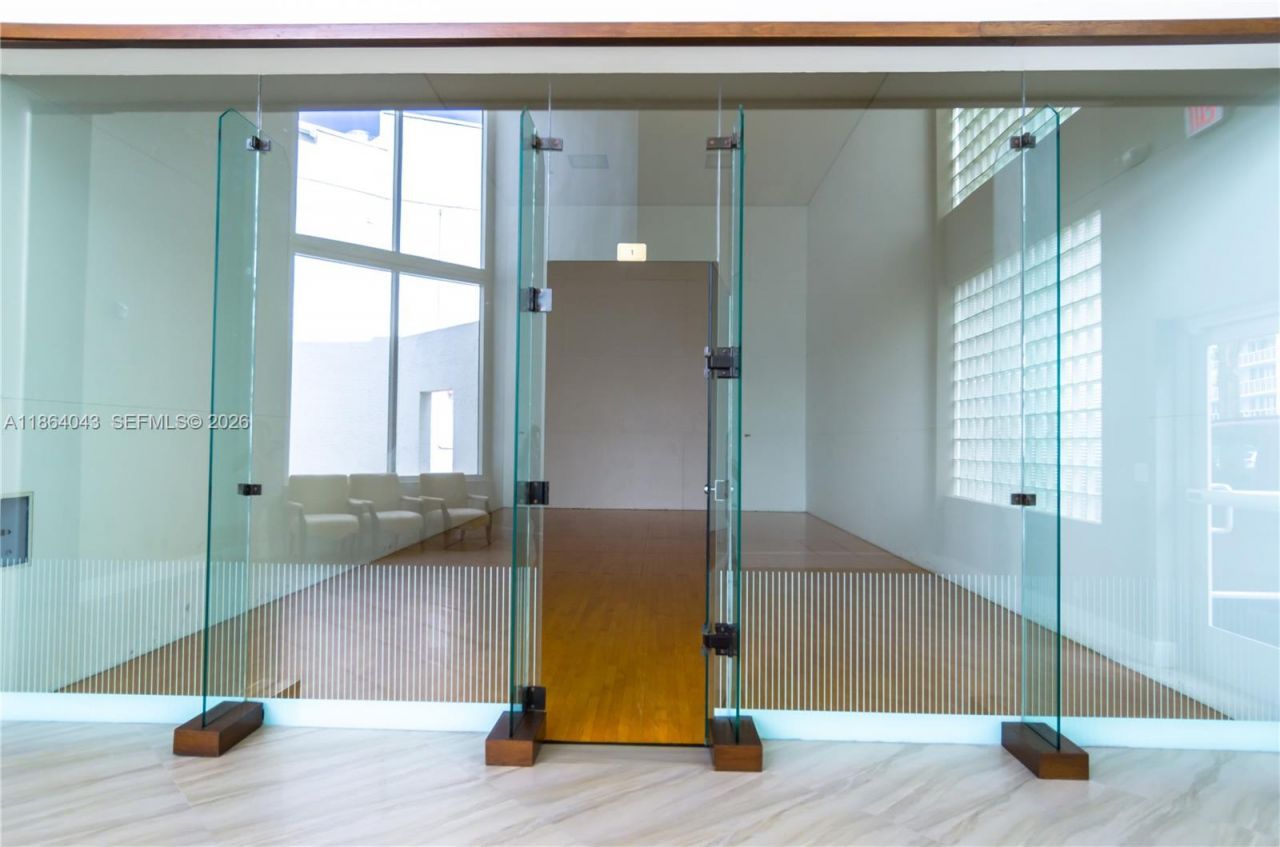 20281 E Country Club Dr, Unit 1712, Aventura, FL 33180 Photo