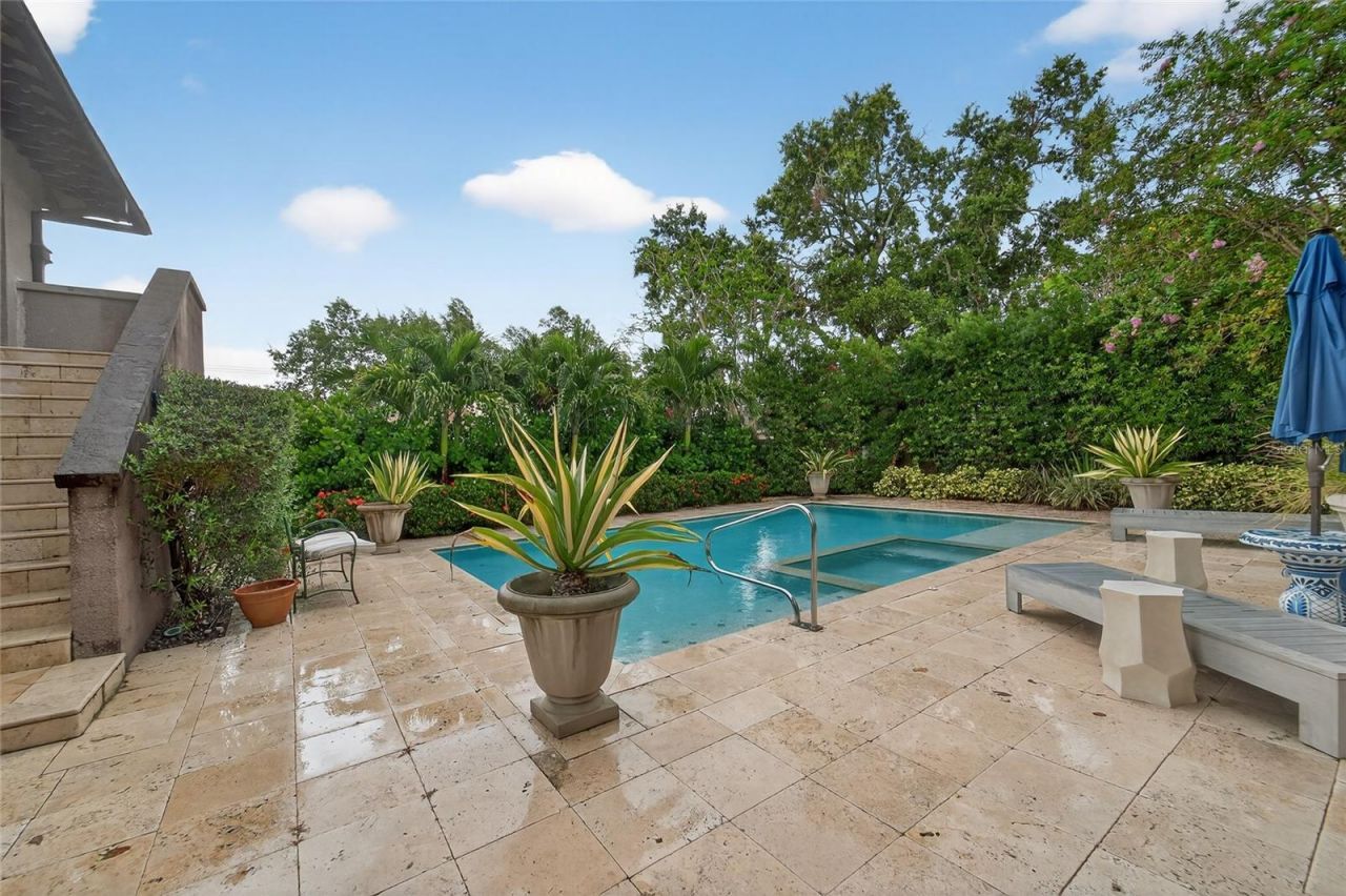 301 Caspian Street, Tampa, FL 33606 Photo