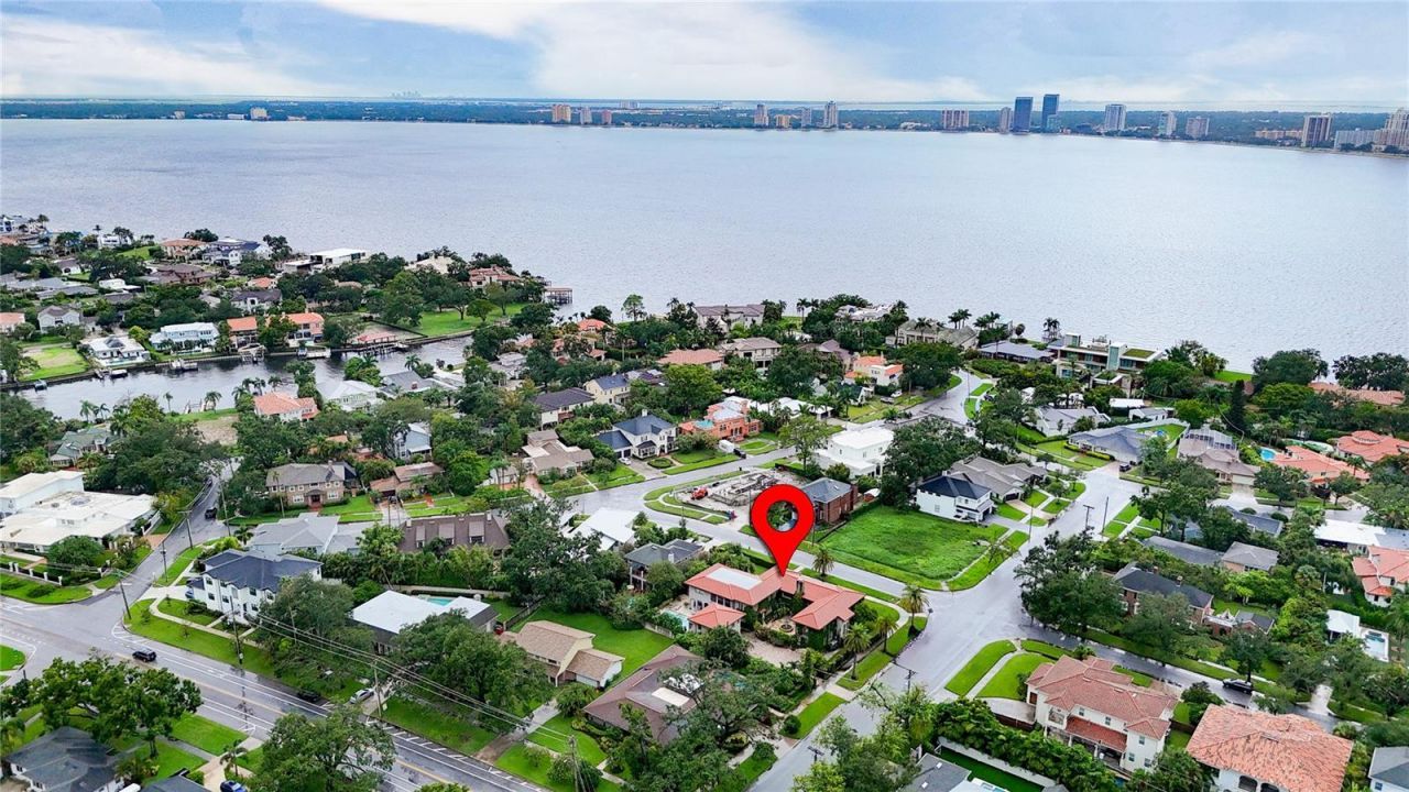 301 Caspian Street, Tampa, FL 33606 Photo