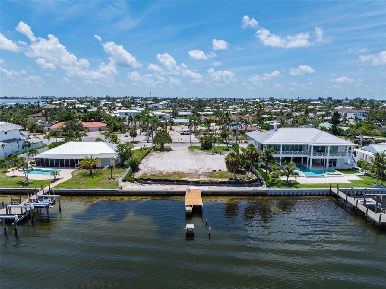 659 Key Royale Drive, Holmes Beach, FL 34217 Photo