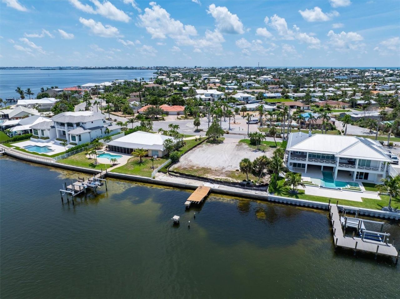 659 Key Royale Drive, Holmes Beach, FL 34217 Photo