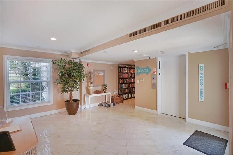 1461 S Ocean Boulevard, Unit 211, Lauderdale by the Sea, FL 33062 Photo