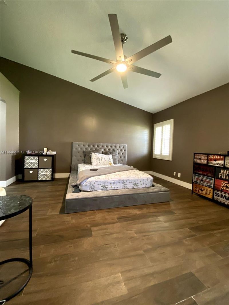 6081 NW 90th Ave, Tamarac, FL 33321 Photo