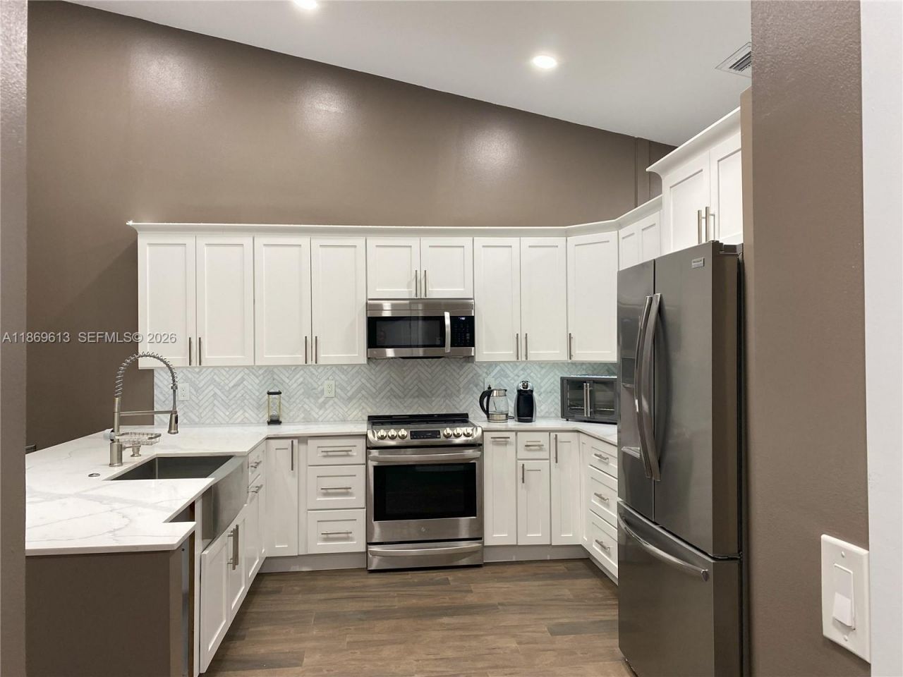 6081 NW 90th Ave, Tamarac, FL 33321 Photo