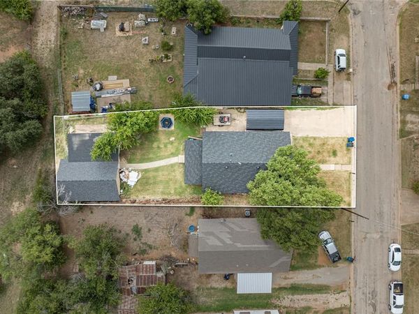 805 E Williams Street, Breckenridge, TX 76424