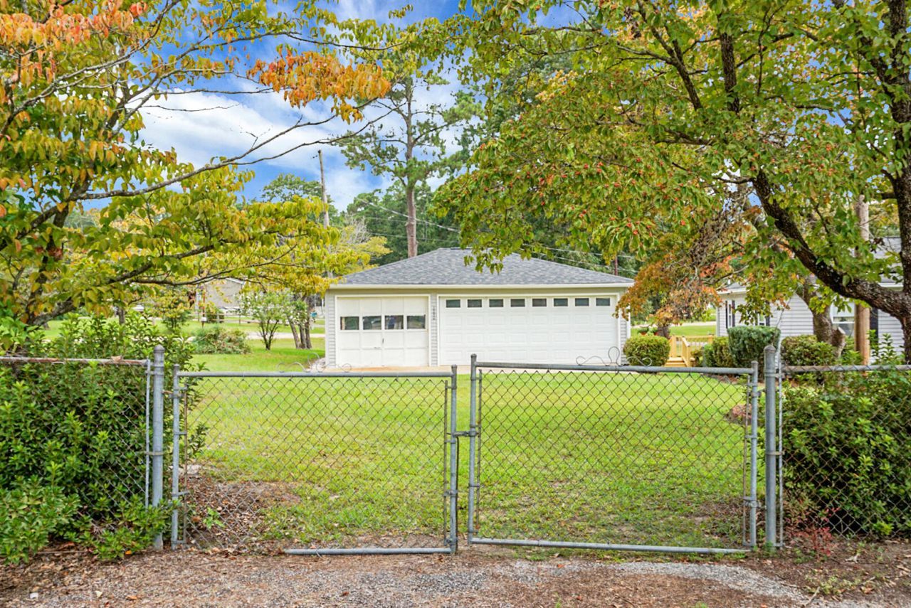 1390 Nightfall Lane Photo 10