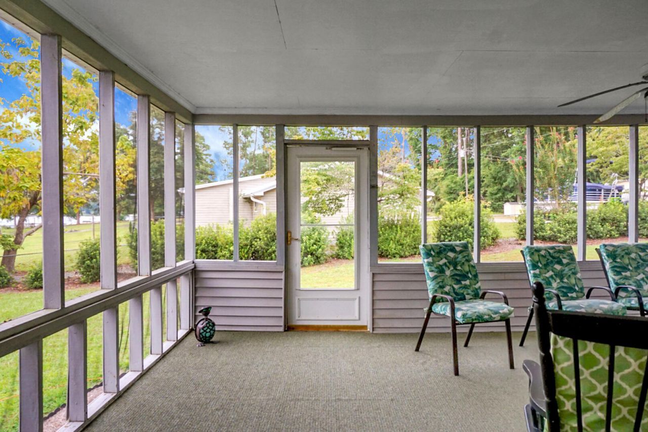 1390 Nightfall Lane Photo 20