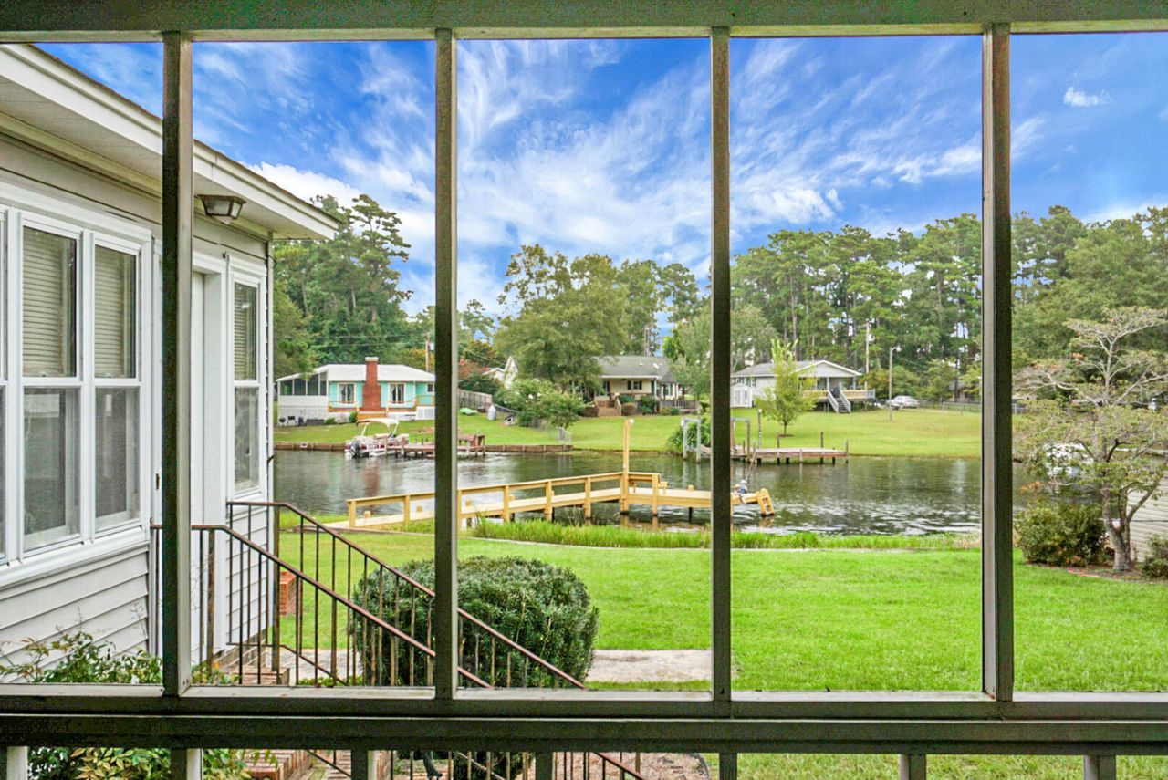 1390 Nightfall Lane Photo 23