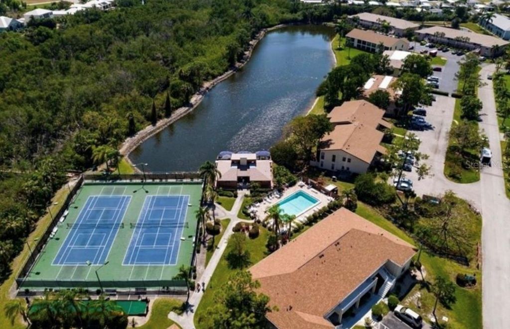 5755 Foxlake Drive, Unit H, North Fort Myers, FL 33917 Photo