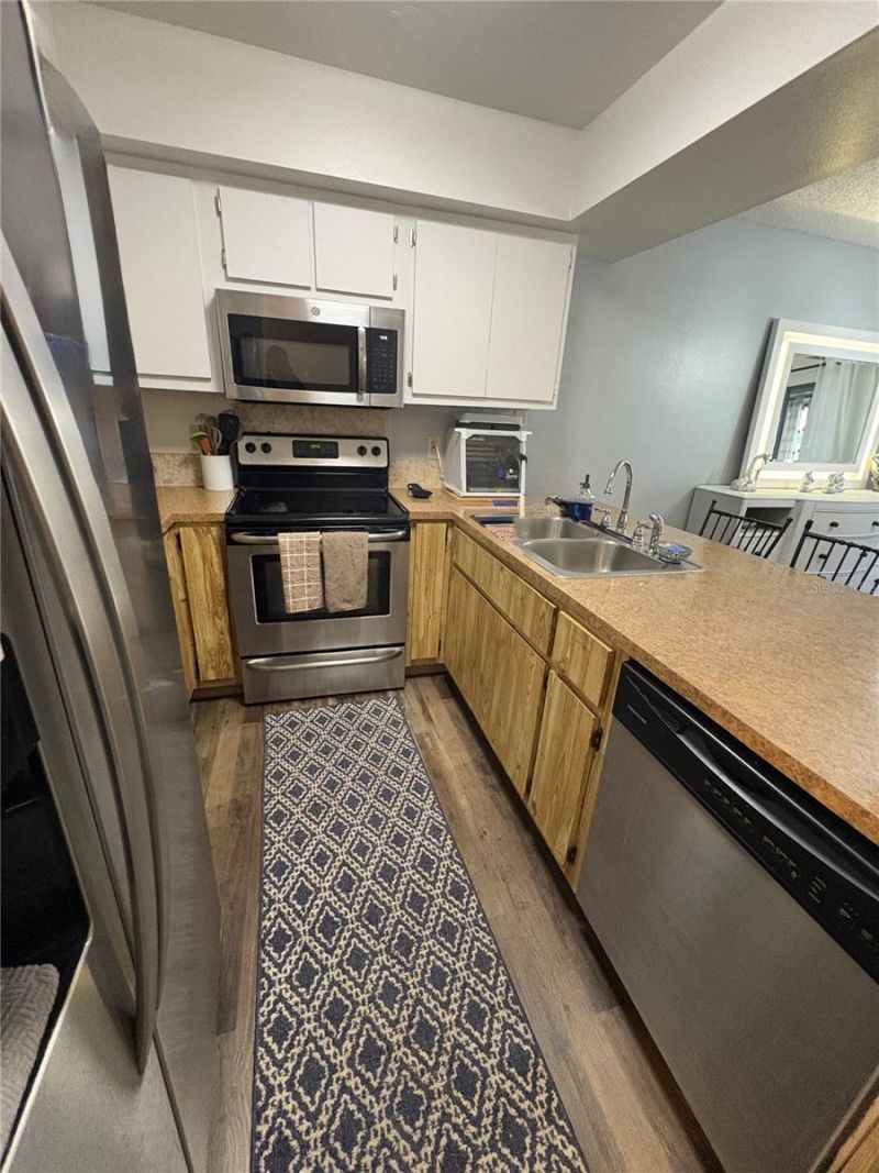 5755 Foxlake Drive, Unit H, North Fort Myers, FL 33917 Photo