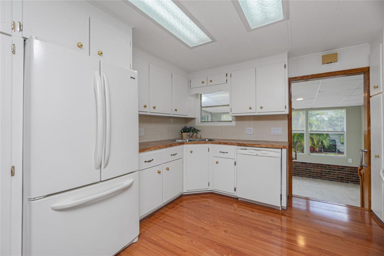 18 S De Las Palmas Street, Englewood, FL 34223 Photo
