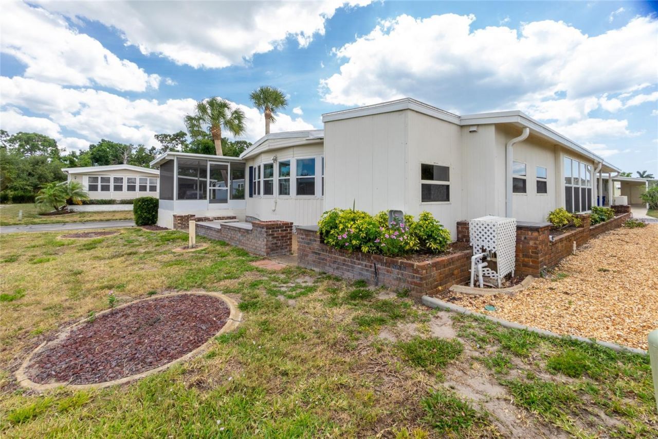 18 S De Las Palmas Street, Englewood, FL 34223 Photo