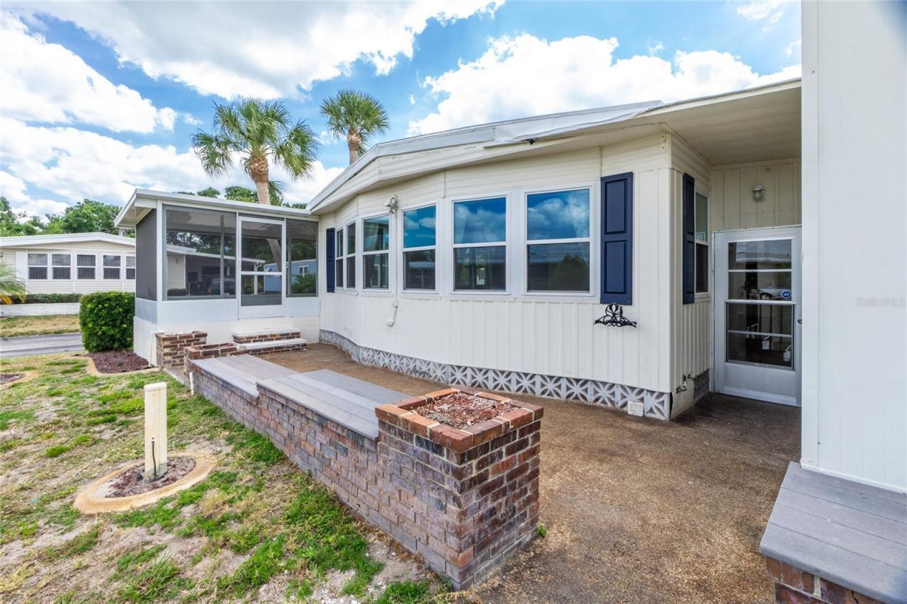 18 S De Las Palmas Street, Englewood, FL 34223 Photo
