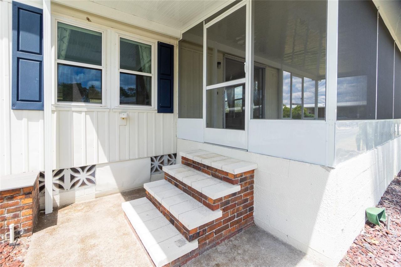 18 S De Las Palmas Street, Englewood, FL 34223 Photo