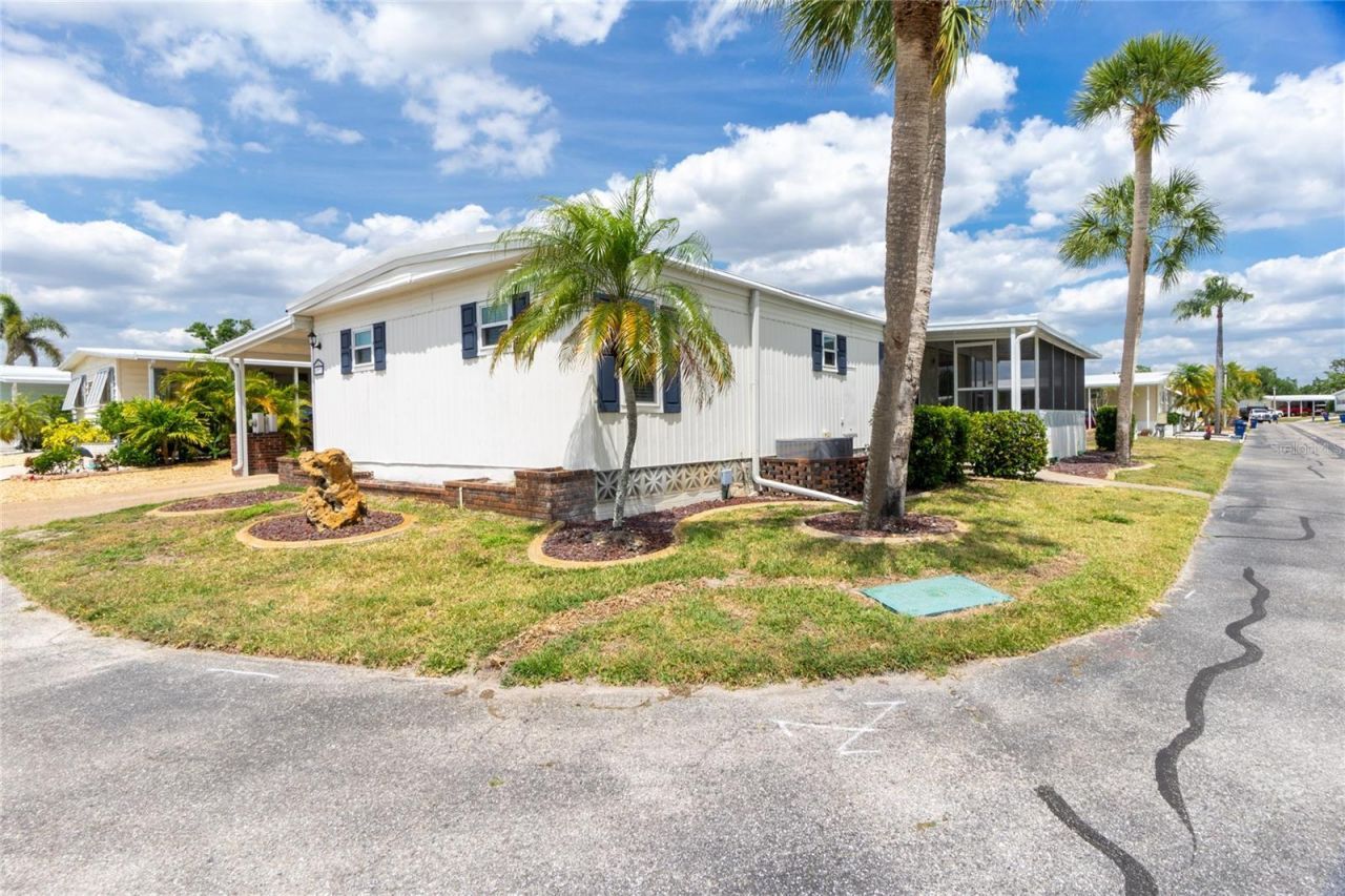 18 S De Las Palmas Street, Englewood, FL 34223 Photo