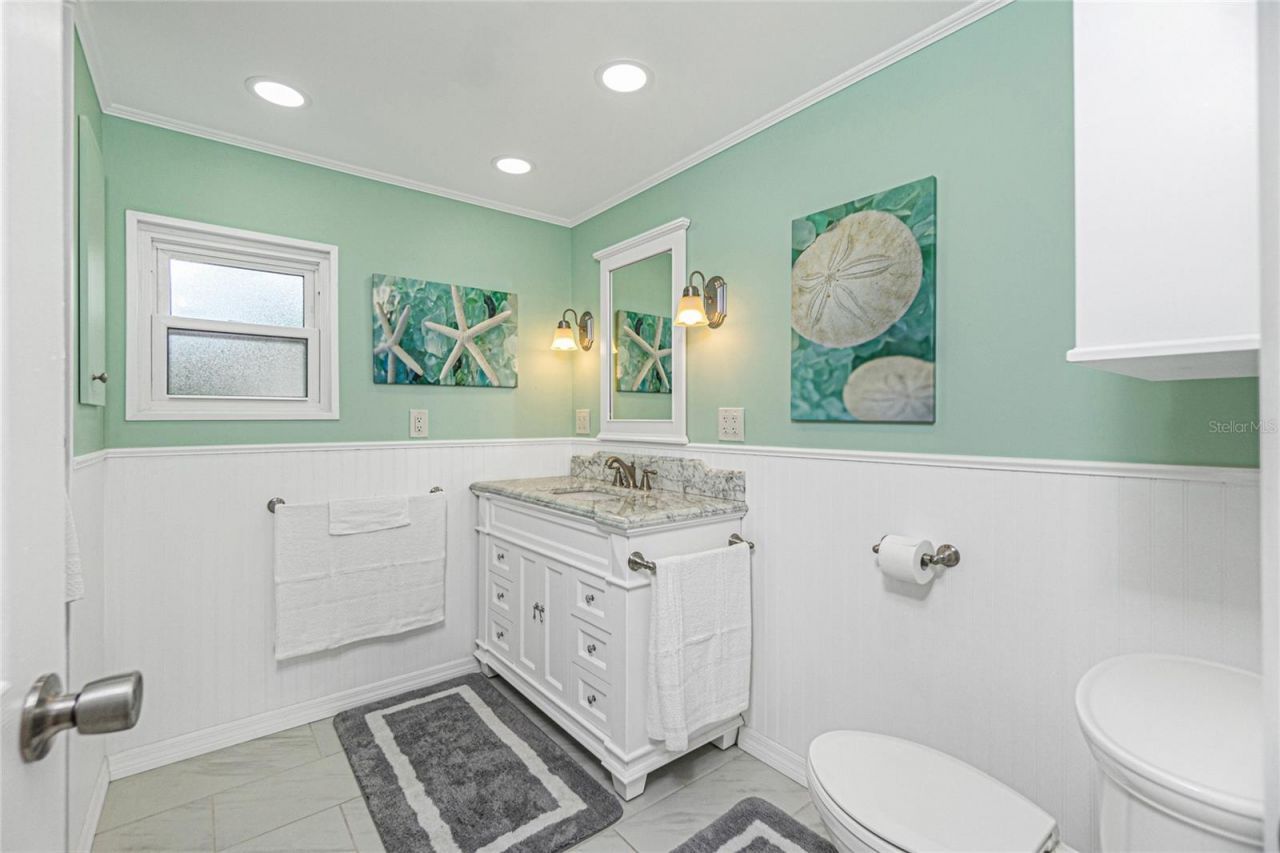 18 S De Las Palmas Street, Englewood, FL 34223 Photo