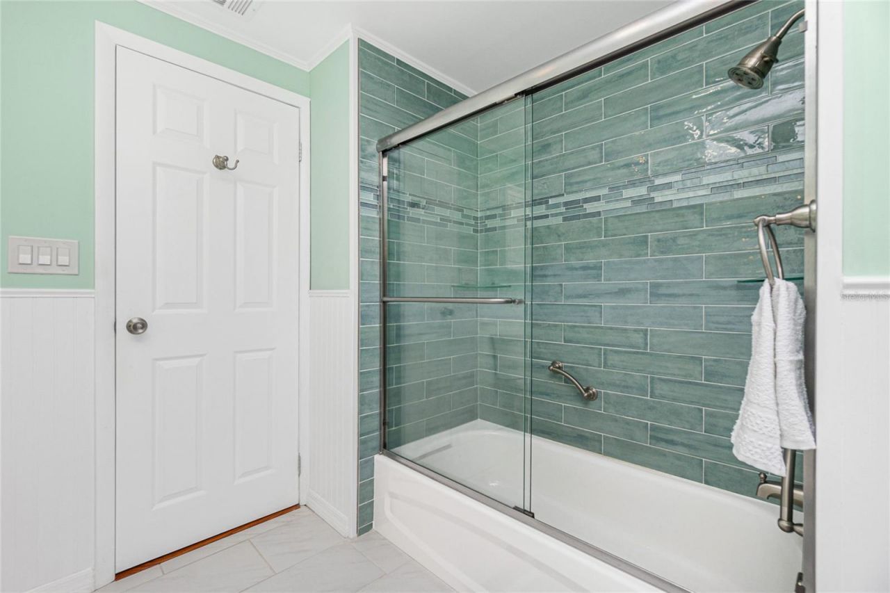 18 S De Las Palmas Street, Englewood, FL 34223 Photo