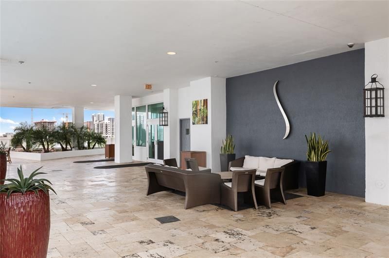 315 NE 3rd Avenue, Unit 1808, Fort Lauderdale, FL 33301 Photo