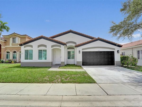 1636 SW 108th Ter, Davie, FL 33324