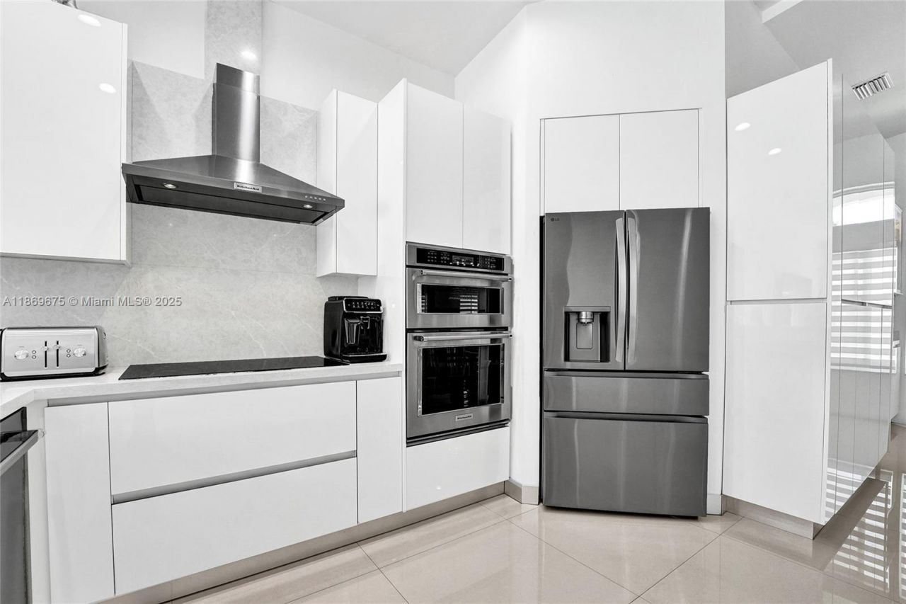 1636 SW 108th Ter, Davie, FL 33324 Photo