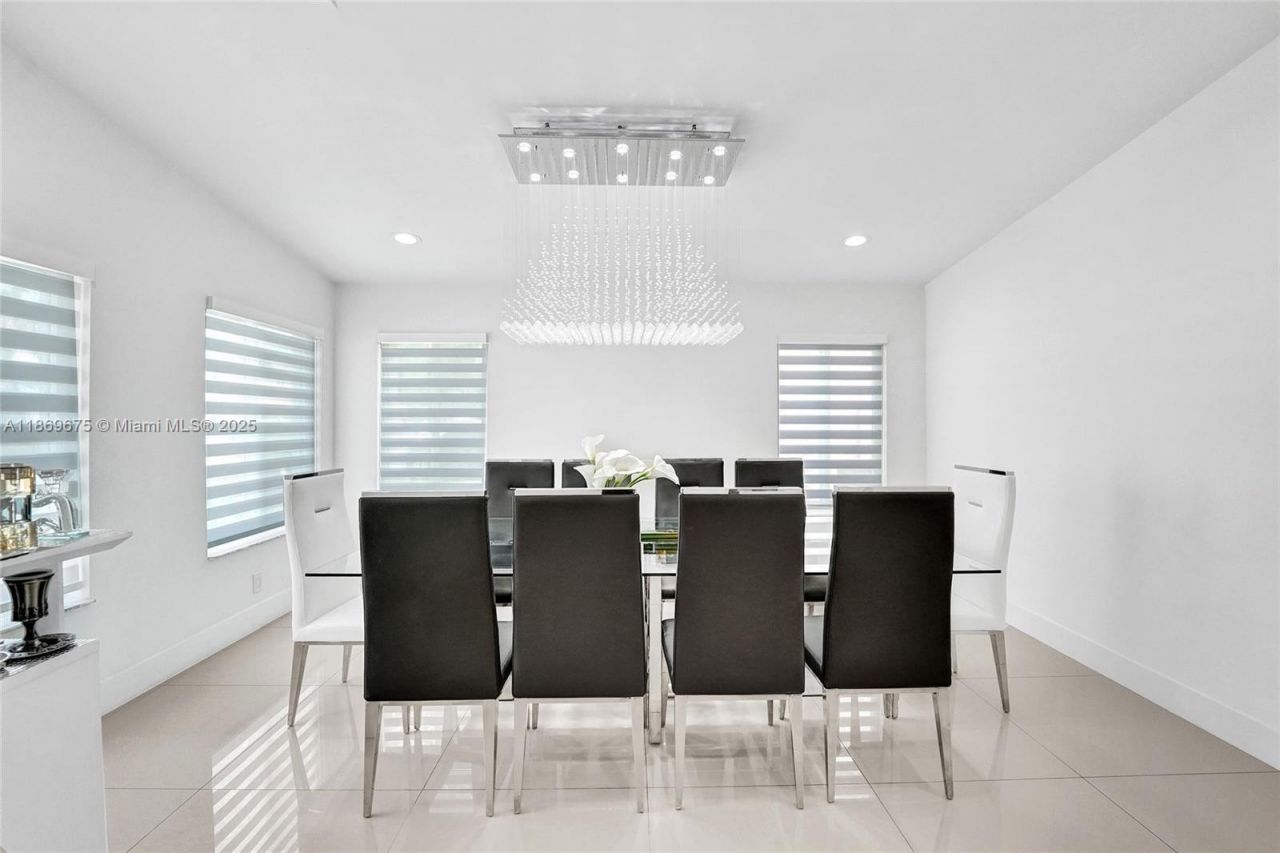 1636 SW 108th Ter, Davie, FL 33324 Photo