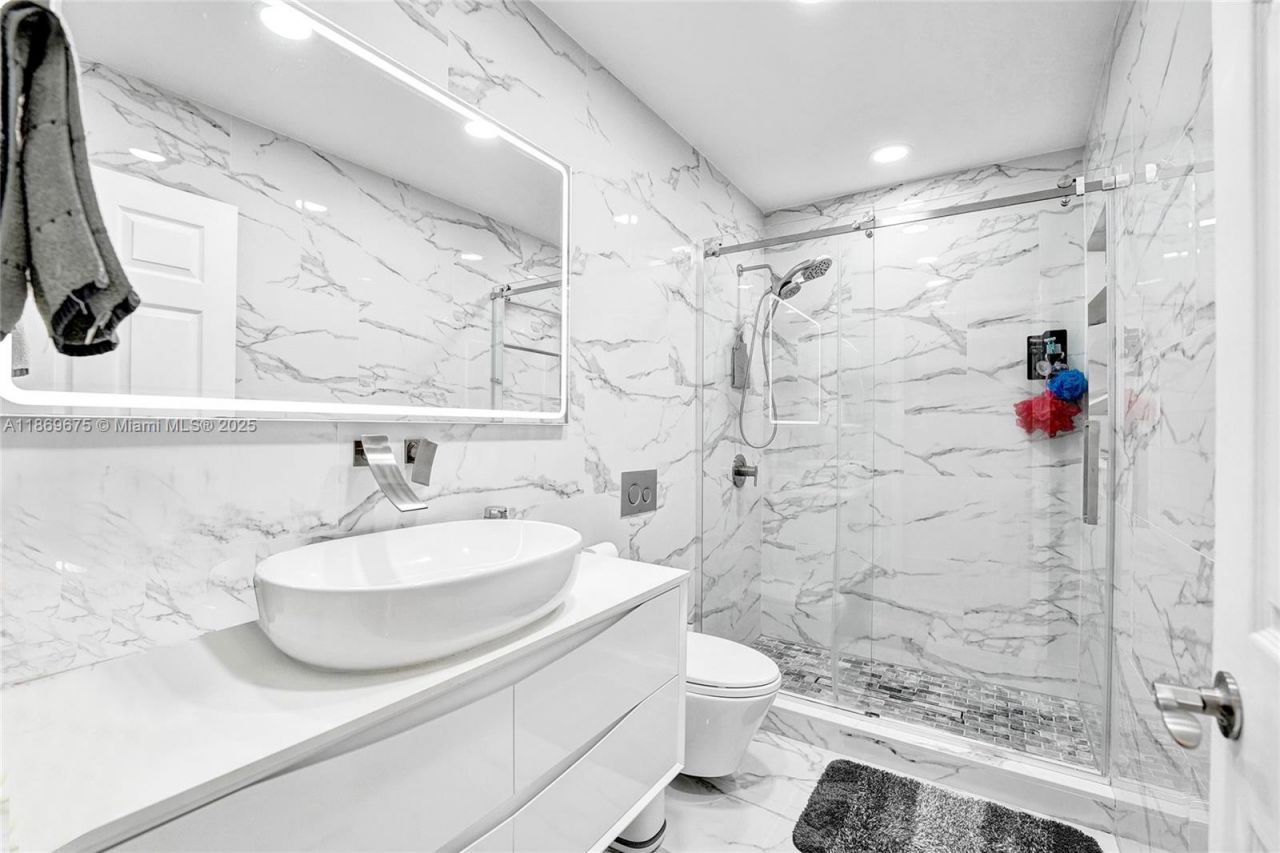 1636 SW 108th Ter, Davie, FL 33324 Photo