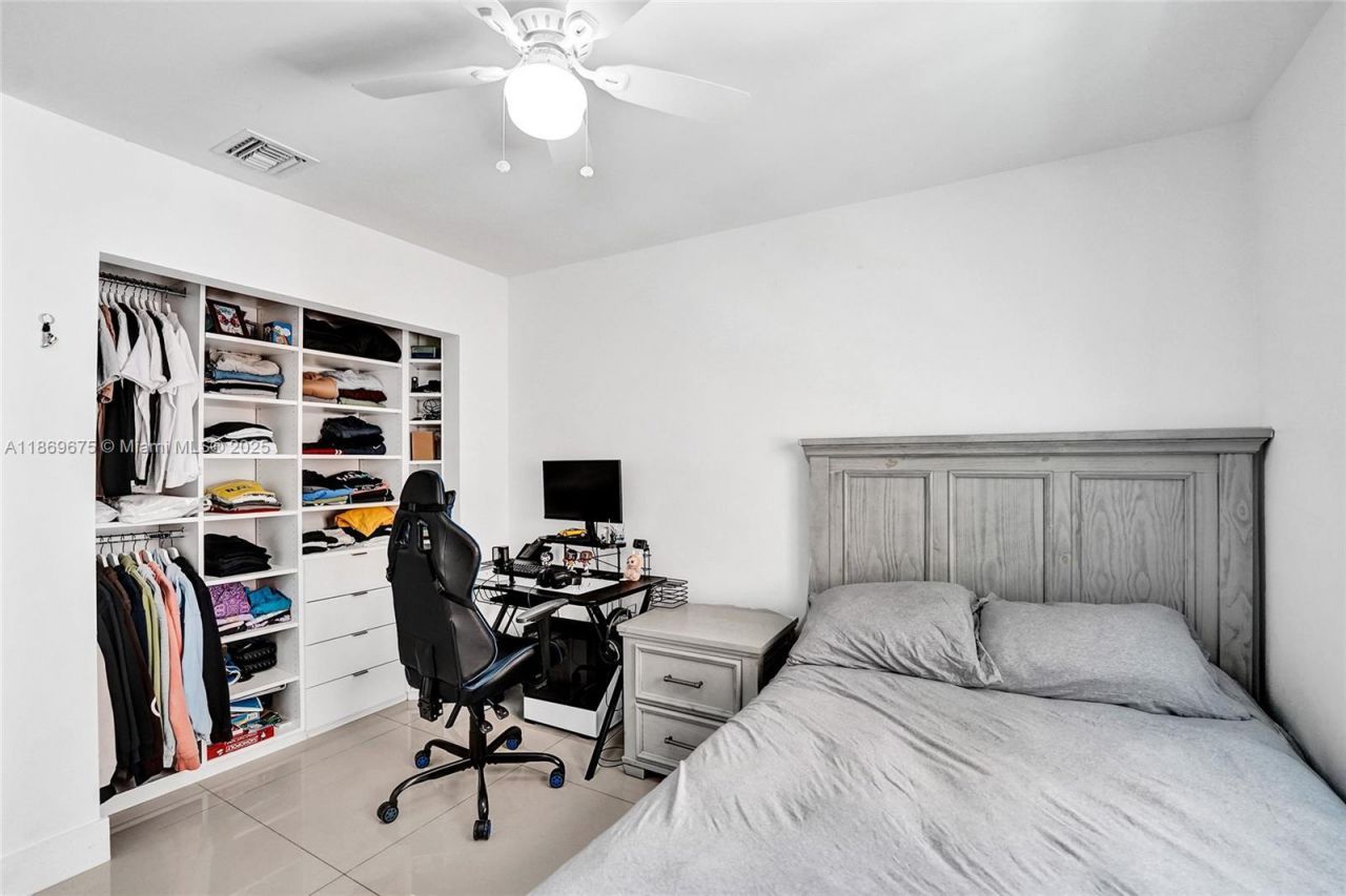 1636 SW 108th Ter, Davie, FL 33324 Photo