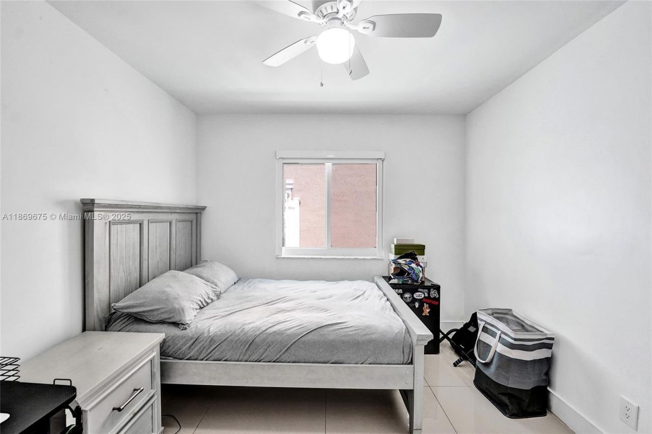 1636 SW 108th Ter, Davie, FL 33324 Photo