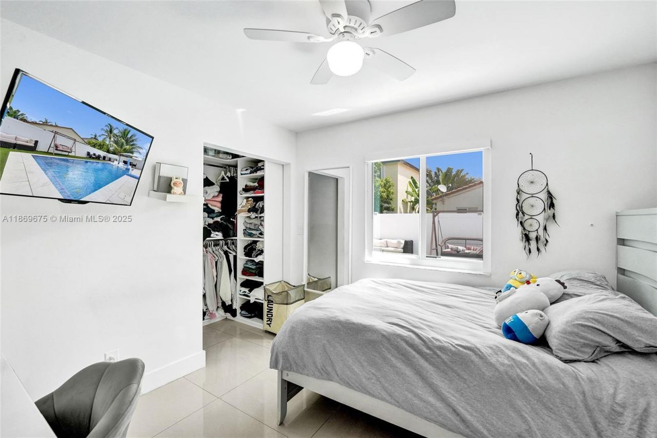 1636 SW 108th Ter, Davie, FL 33324 Photo