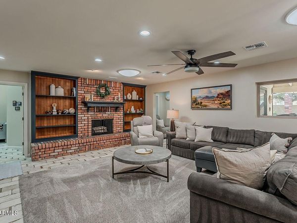 12810 N 17th Avenue, Phoenix, AZ 85029